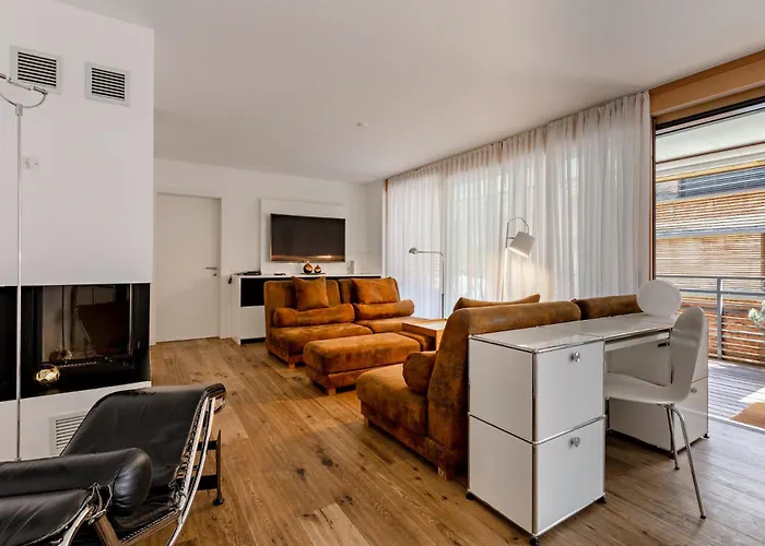 Raetia Nana 阿罗萨