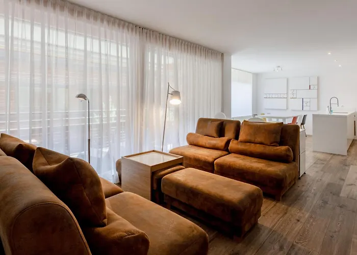 Raetia Nana * 아로사