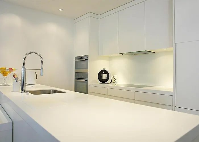 Raetia Nana 아파트 *